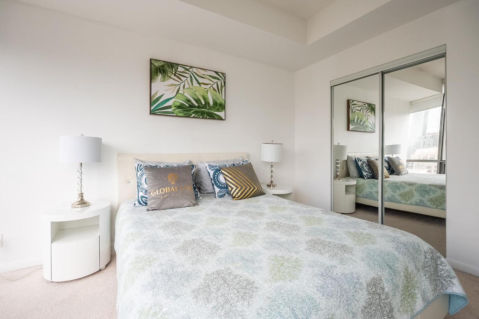 Globalstay. Burano Condos In Downtown Toronto Zewnętrze zdjęcie
